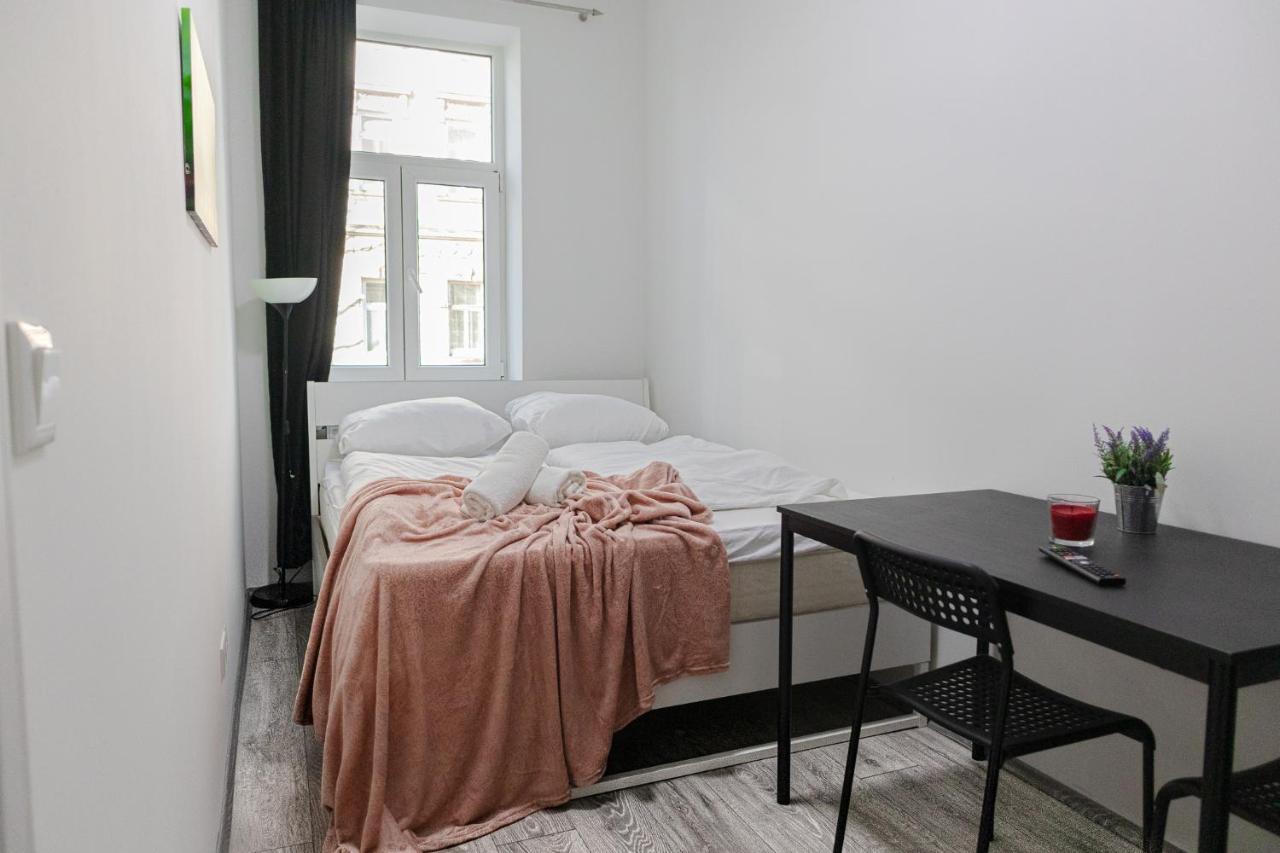 Magnificent 5Br Shared Apartment - Perfect For Longstays Vienna Esterno foto